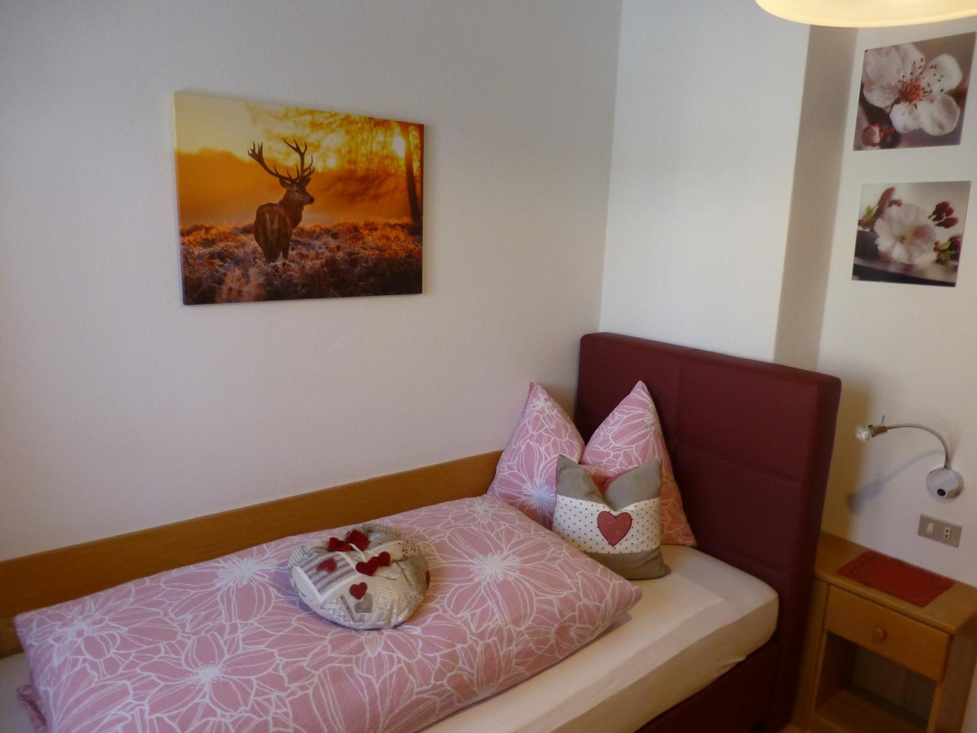 Bed and Breakfast Garni Helfer Dobbiaco Esterno foto