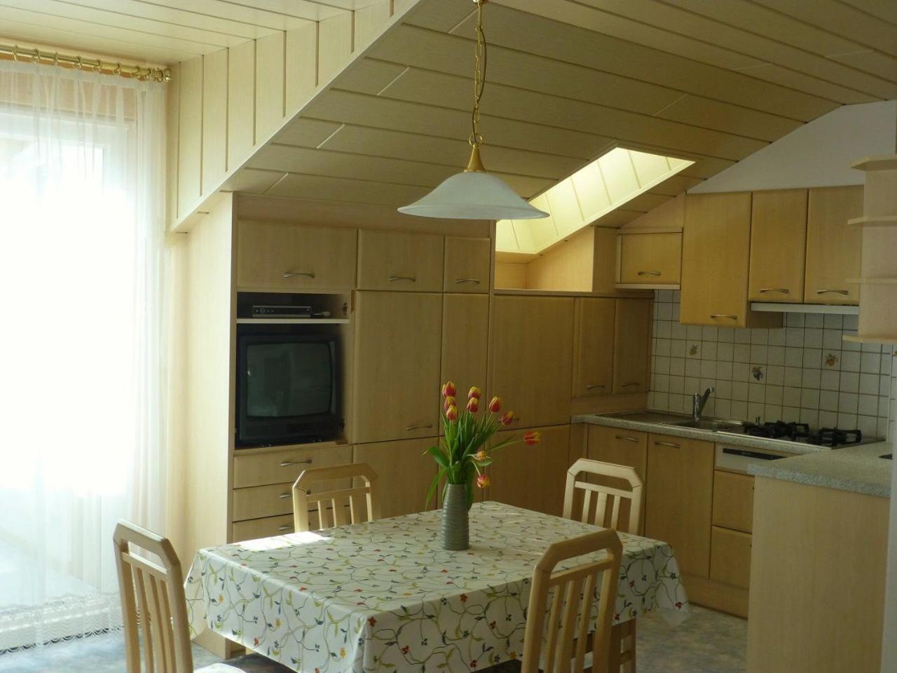 Bed and Breakfast Garni Helfer Dobbiaco Esterno foto